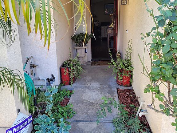 3rd image of 7898 Wisteria Ct
