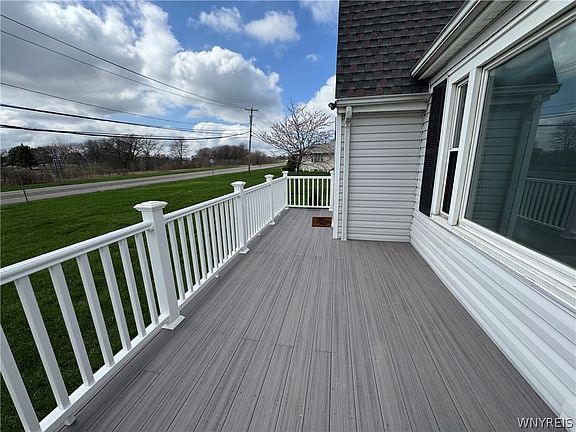 4th image of 5957 Military Rd