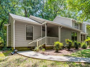 120 Abbots Glen Ct, Cary, NC 27511