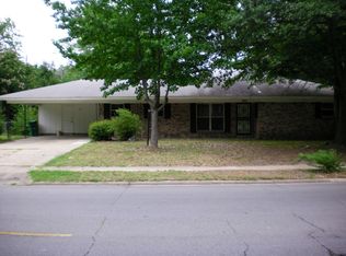 2611 S Bay St, Pine Bluff, AR 71603