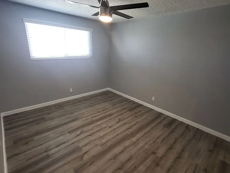 721 Venice Way — Photo 10