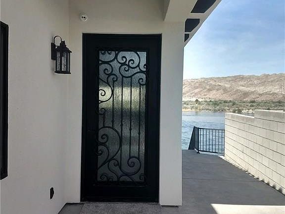 4th image of 209 Riverfront Dr