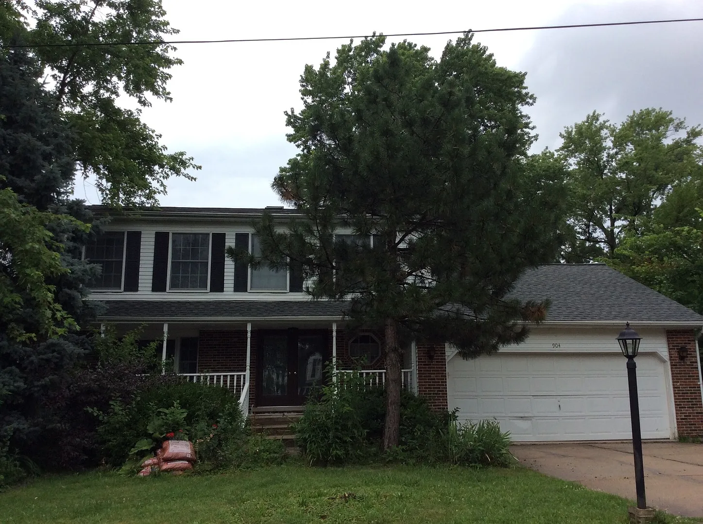 904 E Sunrise Rd photo 1
