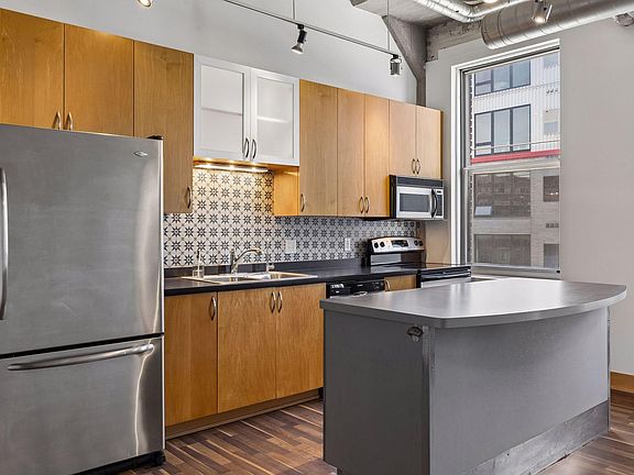 3rd image of 918 3rd St N #309