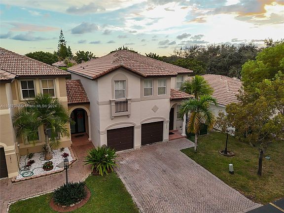 2nd image of 10982 NW 48th Ln #10982