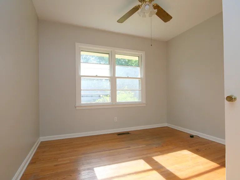 407 Warner St NW — Photo 12
