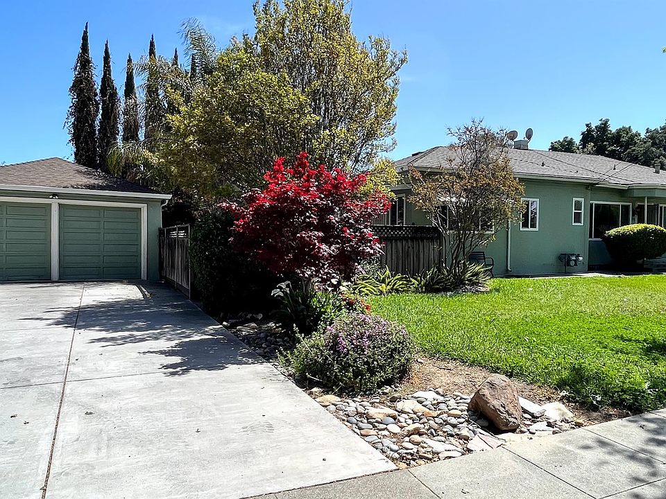 1st image of 1098 California Ave #1