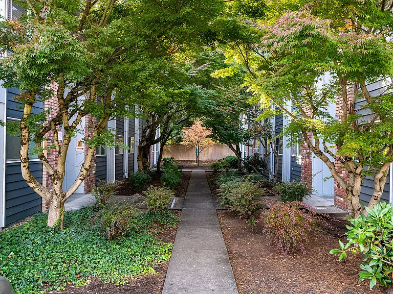 SAGEWOOD ESTATES — Photo 12