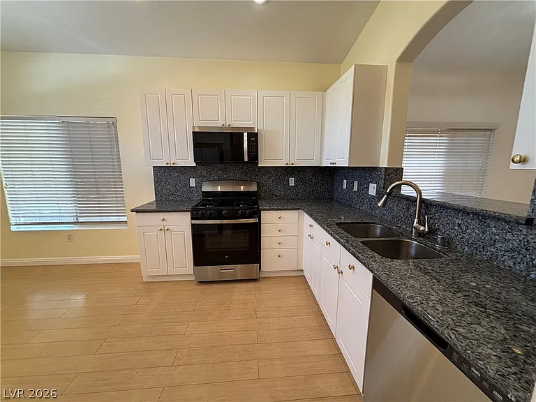 7067 Palisade Grove Ct #0 — Photo 8