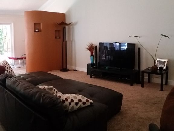 4th image of 4823 Nw 101 Place