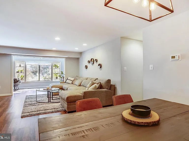 14 Windbrooke Cir — Photo 8