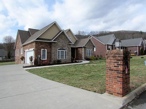 2nd image of 103 Willshire Dr