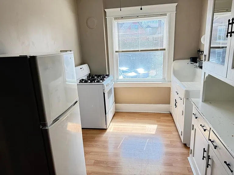 3636 Besuden Ct #3 — Photo 10