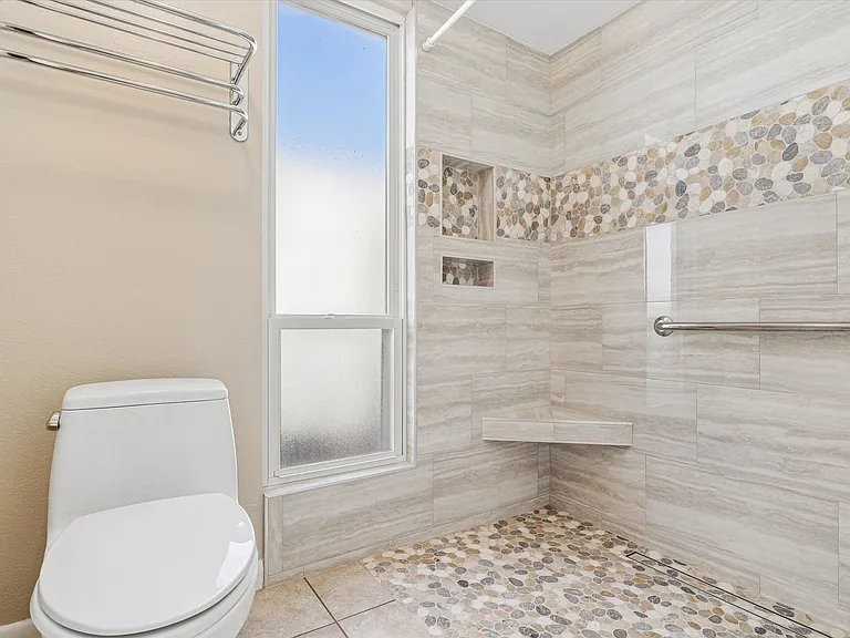5208 N 78th Way — Photo 17