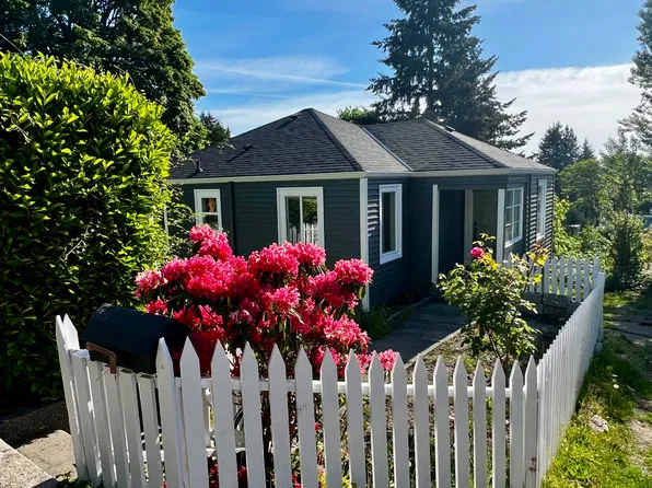 804 S Marion Ave W, Bremerton, WA 98312