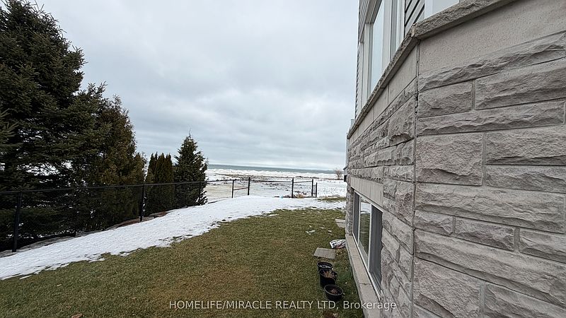 Wasaga Beach House for rent - 5 Bedrooms — photo 26