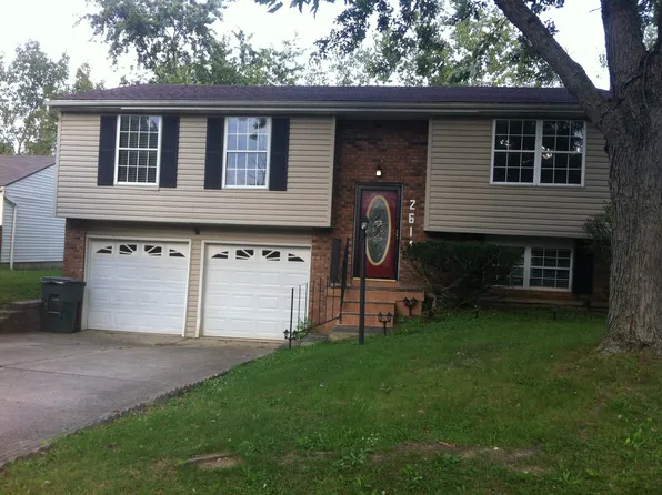 2614 Clubhouse Dr, Columbus, OH 43211