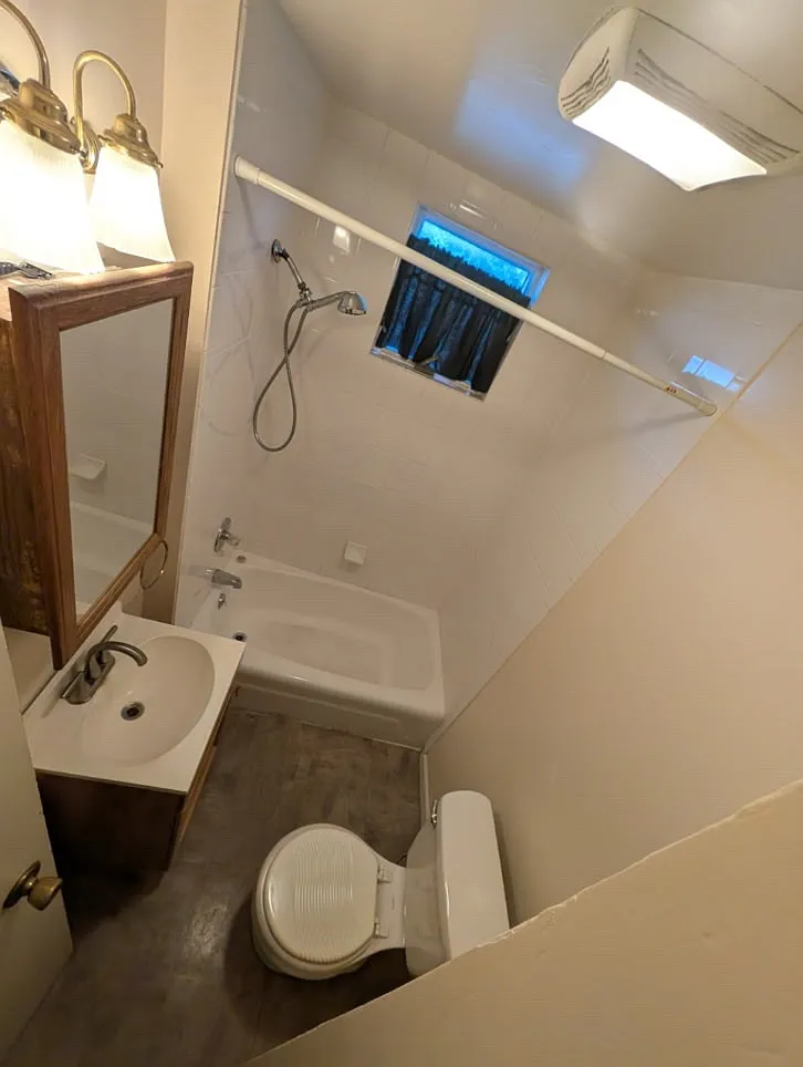 3 bed, 1300 sqft, $1,450 — Photo 3