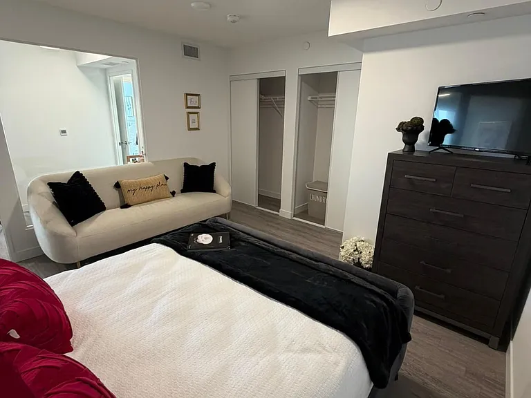 375 South St #1320 — Photo 11
