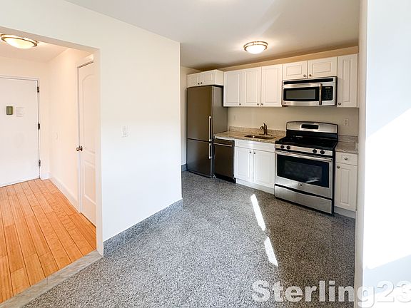 5th image of 211 Brighton 15 St #4G