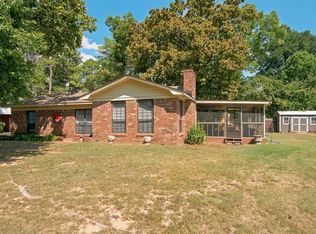 406 W Spruce St, Brinkley, AR 72021