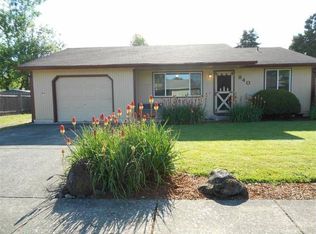 840 N 8th St, Aumsville, OR