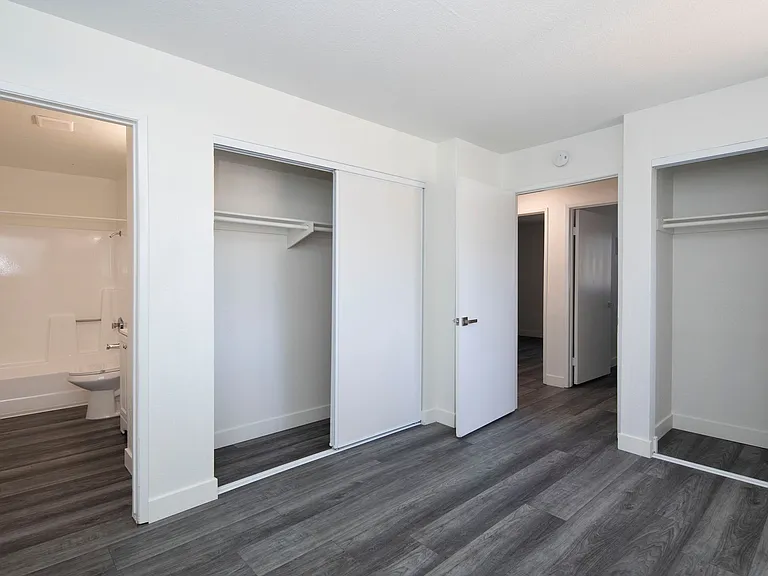 Highland View Apartments — Photo 10