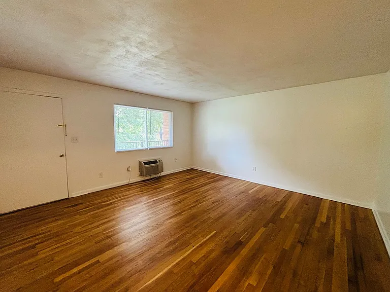 109 Northview Dr #17 — Photo 5