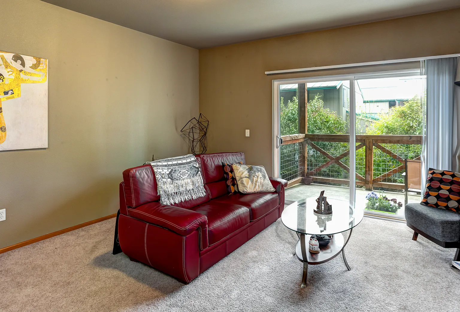 Timberlodge Apartments — Photo 4