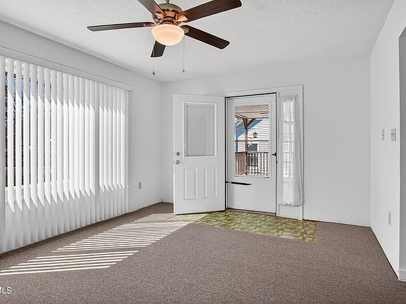 3rd image of 151 Baker St