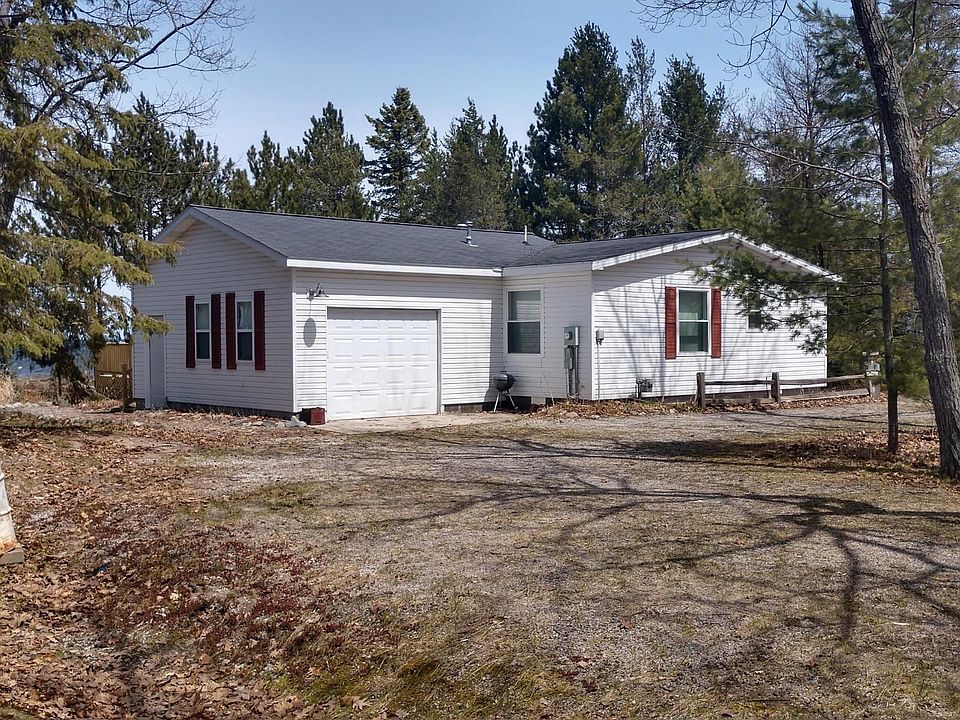 1st image of 13300 Hiawatha Ln