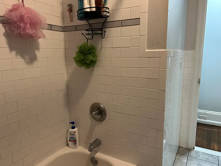 35 Wayne Ave #1 — Photo 5