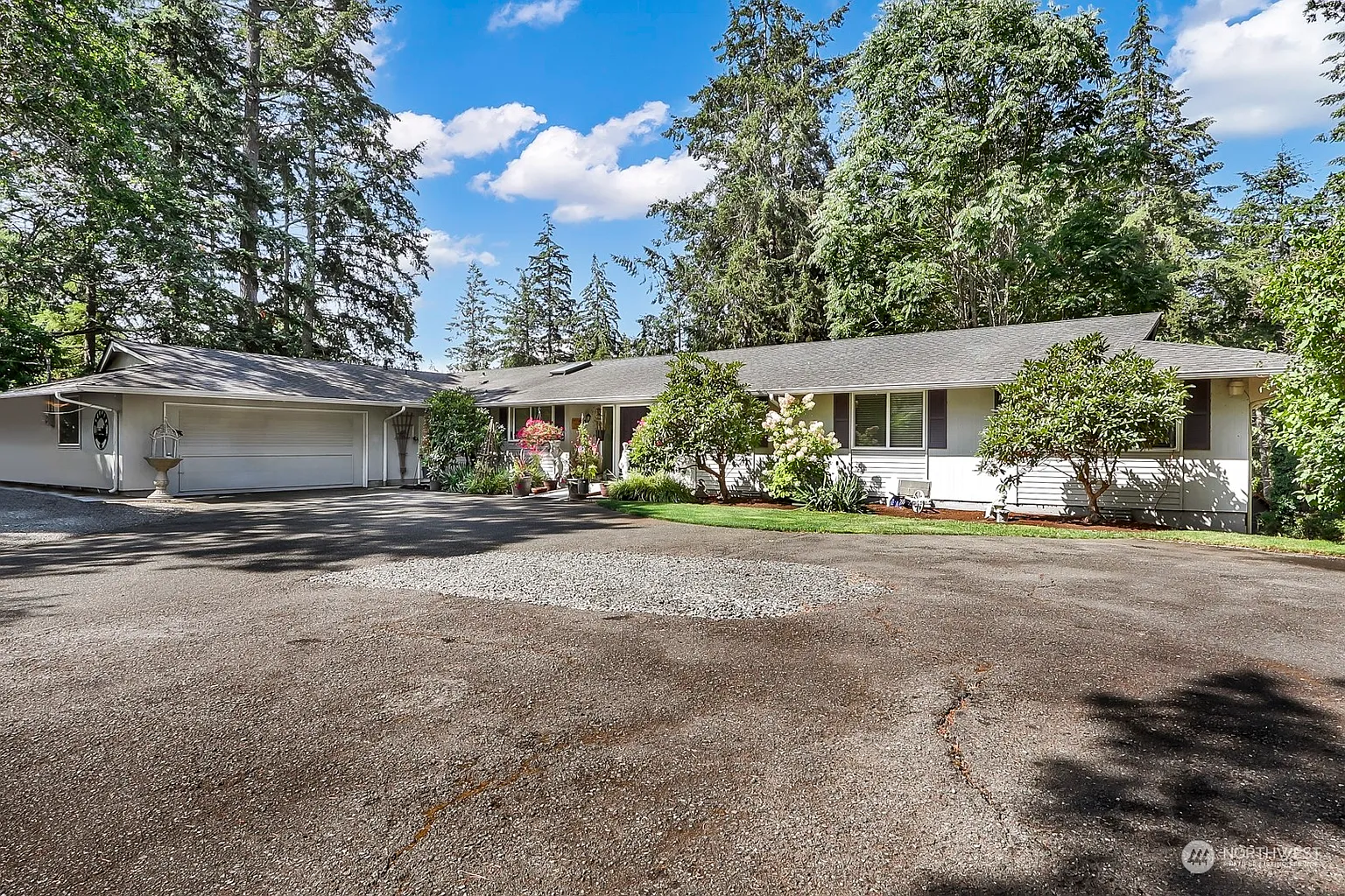 7808 John Dower Road W photo 1
