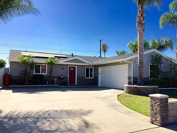 2nd image of 10301 Lorinda Ave