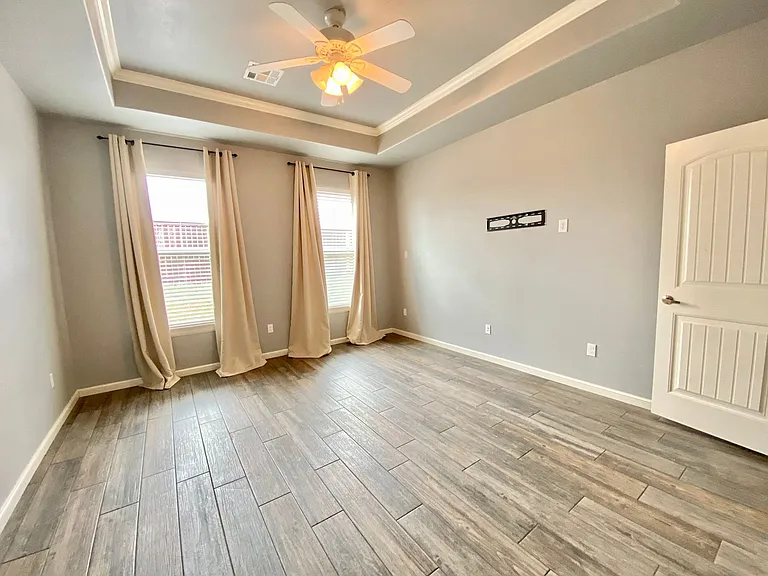 12829 High Plains Ave — Photo 10