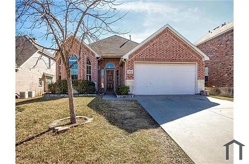 4824 Kingfisher Ln Photo 1