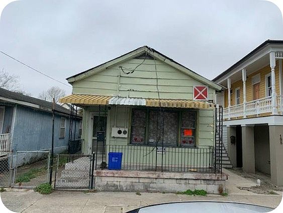 2nd image of 200 Line St