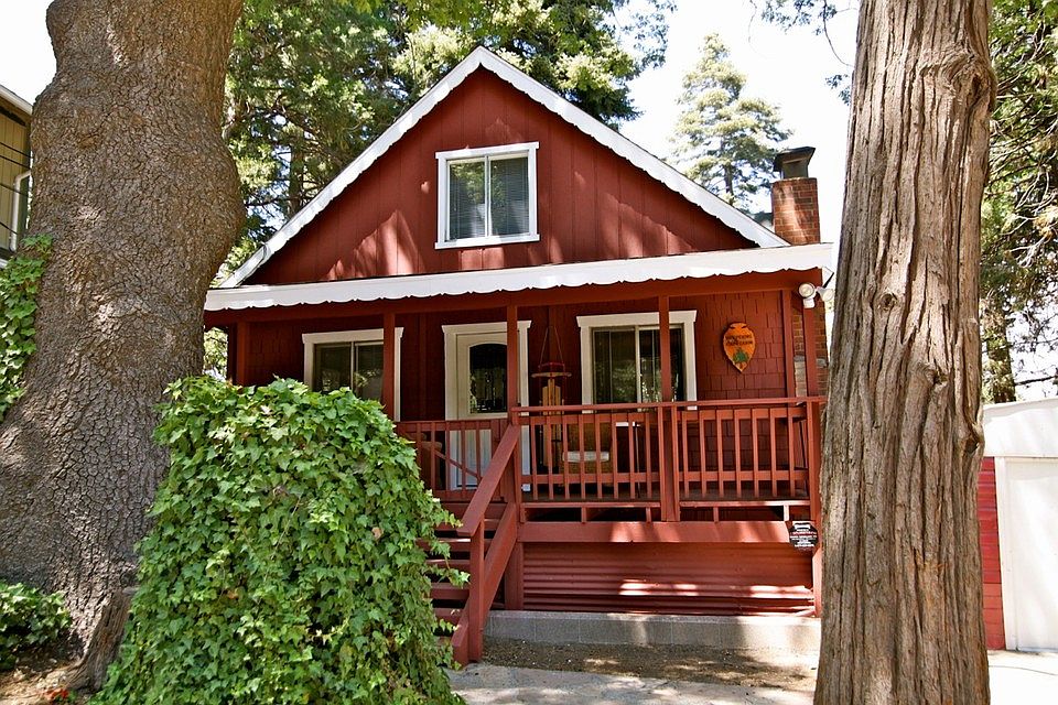 1st image of 26240 Alpine Ln