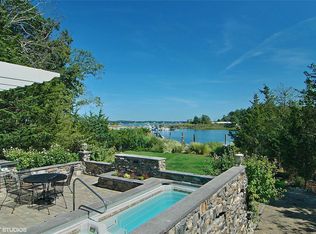 1760 Reydon Dr, Southold, NY 11971
