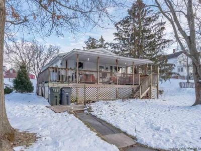34 York St, Glasco, NY, 12432