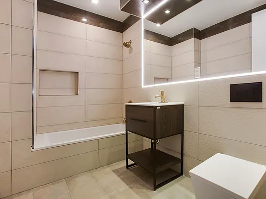 Rented by Lofts and Flats LLC | media 4