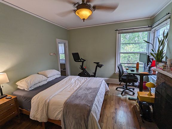 3rd image of 1233 N Marion St APT 2