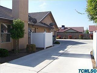 2nd image of 2551 W Oriole Ave