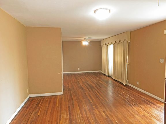 4th image of 2476 Avenue B