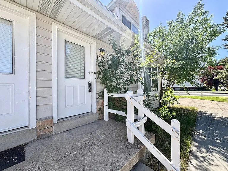 1091 & 1099 W Shepard Ln — Photo 22
