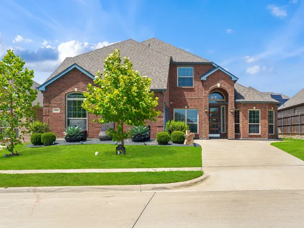 129 Red Pine Dr, Red Oak, TX 75154