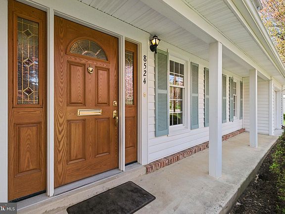 3rd image of 8524 Atwell Rd