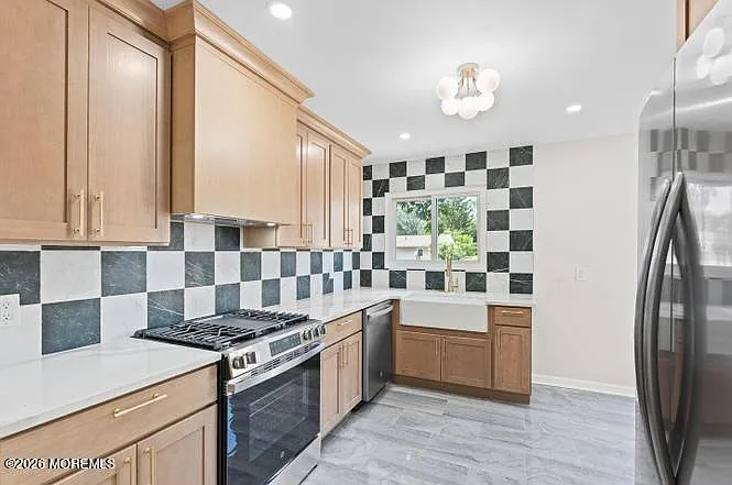 20 Rockland Rd — Photo 5
