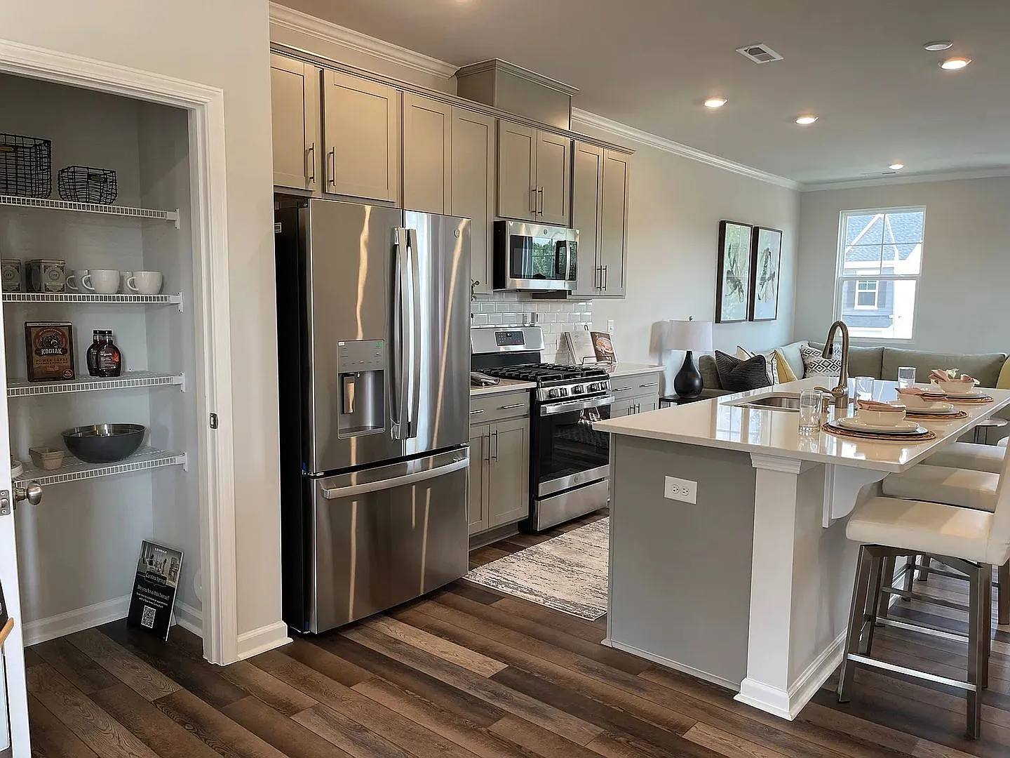 Room in 3 Bedroom Home at Carolina Springs Blvd — Photo 2