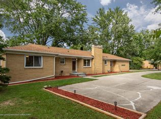 637 E Saginaw St, East Lansing, MI 48823